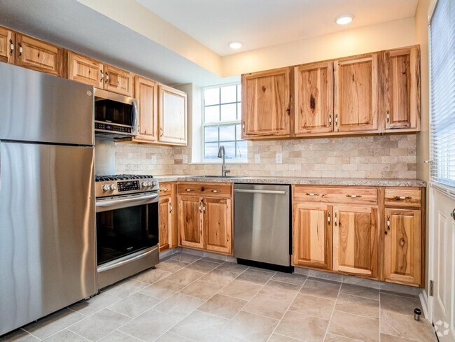 Building Photo - 160 W Madison St Unit 160 W Madison 3 Rental