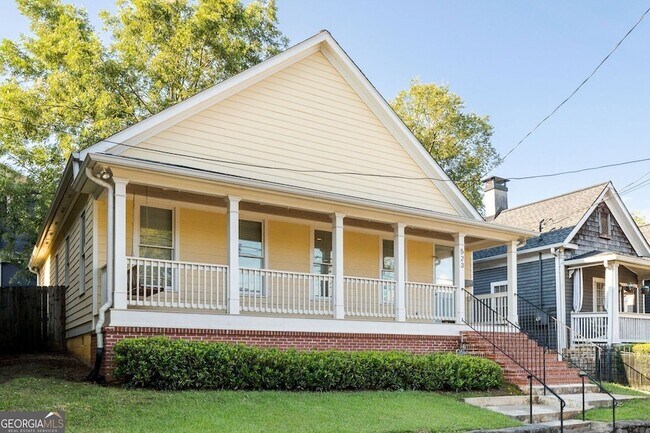 Building Photo - 523 Irwin St NE