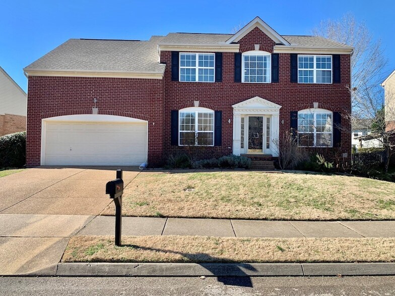 Photo - 111 Tyne Dr