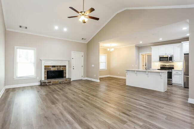 Photo - 2058 Windfield Dr