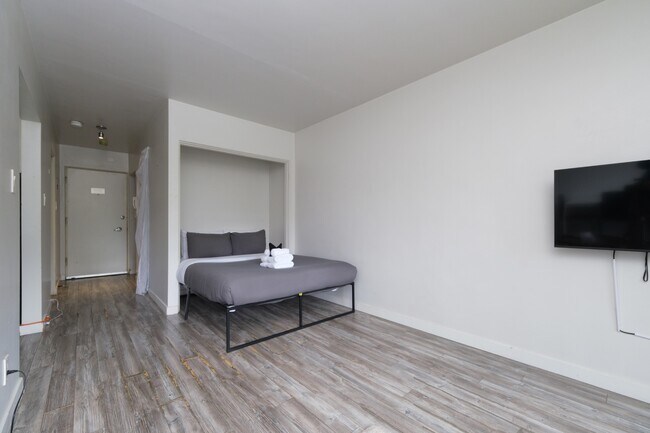 Photo - 1540 Haro St Unit 101