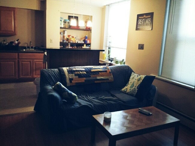 Building Photo - Best Value fully furnished 2 Bedroom with ... Unit 3441-4