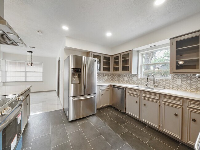 Photo - 14202 Piping Rock Ln