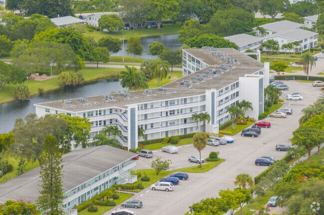 4006 Oakridge a - Oakridge Condominiums