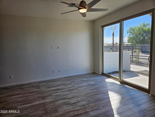 Photo - 651 N Ironwood Dr