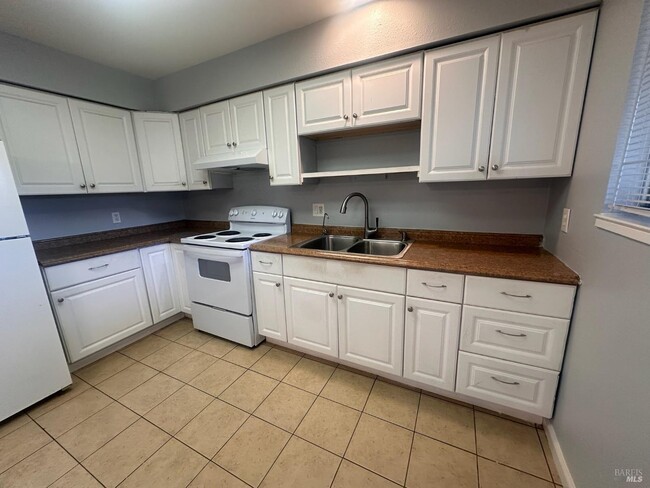 Photo - 420 Marshall Rd