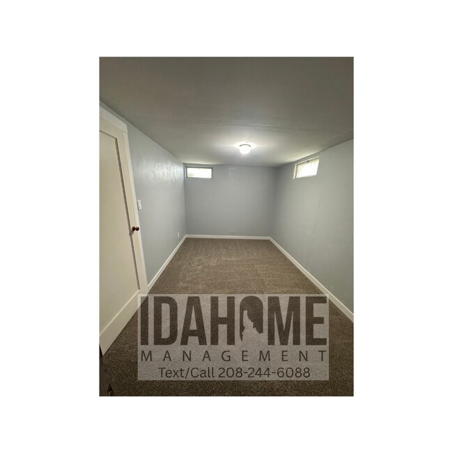 Photo - Charming single family home for rent close to Alameda Park!