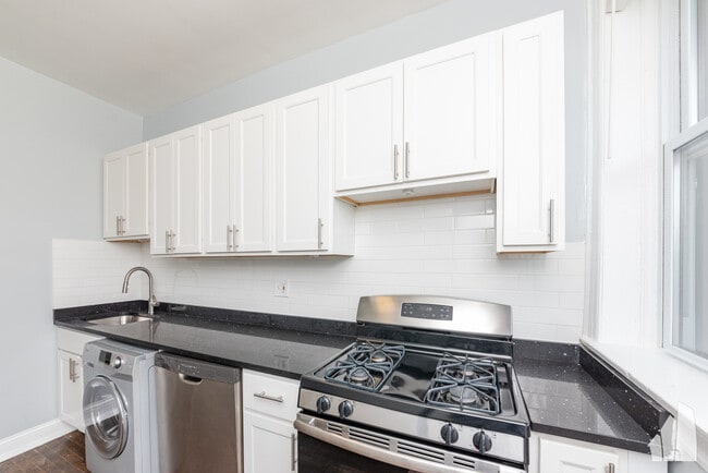Photo - 312 Lee St