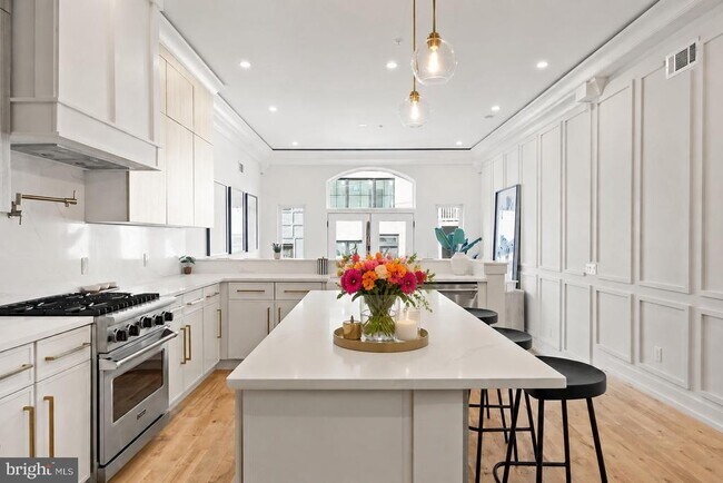 Photo - 1146 N 3rd St