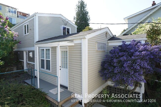 Photo - 9835 Arrowsmith Ave S Apartment Unit B