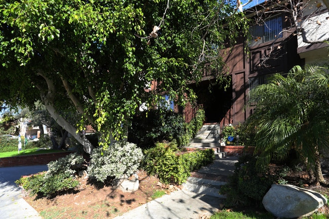 3554 Vinton Ave
