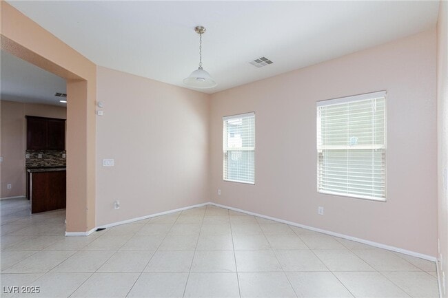 Building Photo - 6736 Prairie Dusk Dr