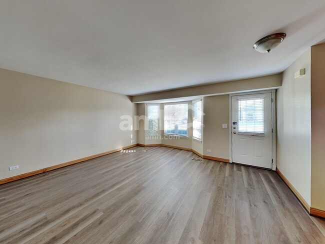 Photo - 1440 Summerhill Dr