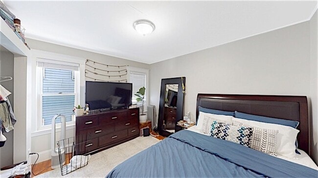 Photo - 9/1 No Fee! Renovated Philly style 3BR near Porter & Davis!