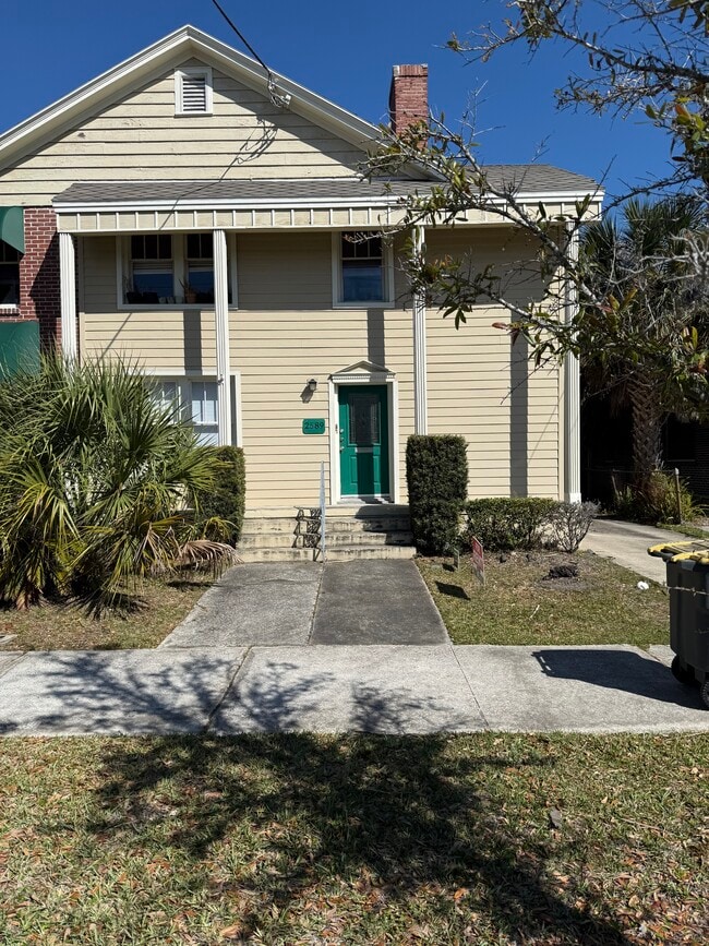 Street view - 2589 Park St Unit 2589