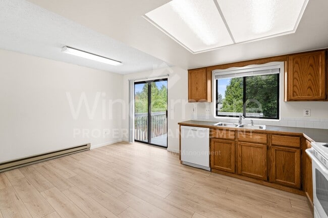 Photo - 3503 E Clover Park Ave