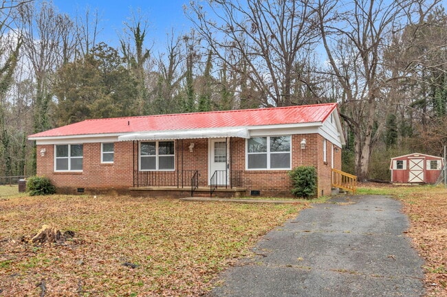 Photo - Welcome to your renovated 3-bed, 2-bath gem in scenic Gaffney, SC! $1,450/mo rent