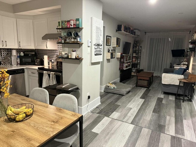 Photo - 2085 Rue Saint-Timothée Unit 5