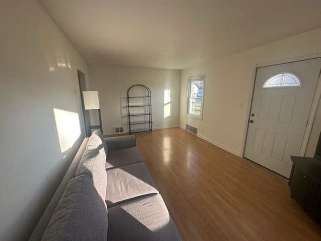 Photo - 1336 W Summit Ave