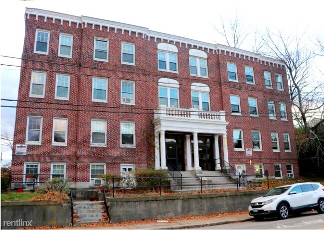 Building Photo - 726 Washington St Rental