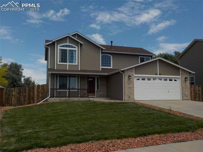 Photo - 3 bedroom, unfinished basement - Firethorn