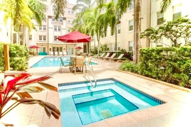 533 NE 3rd Ave Unidad 121