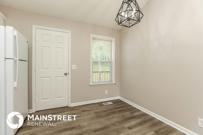 Photo - 4041 Moss Rd