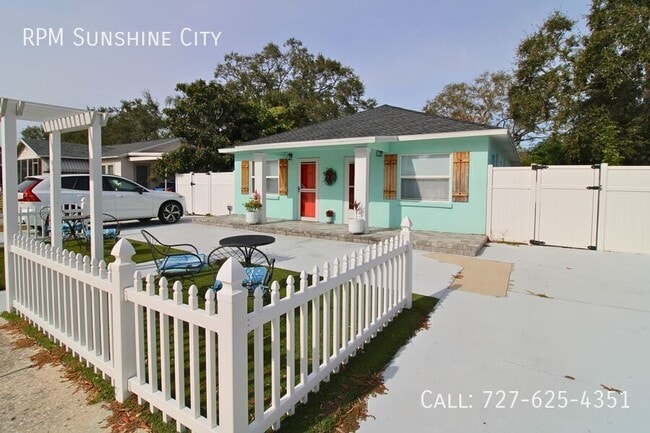 Photo - 536 Roanoke St Unit A