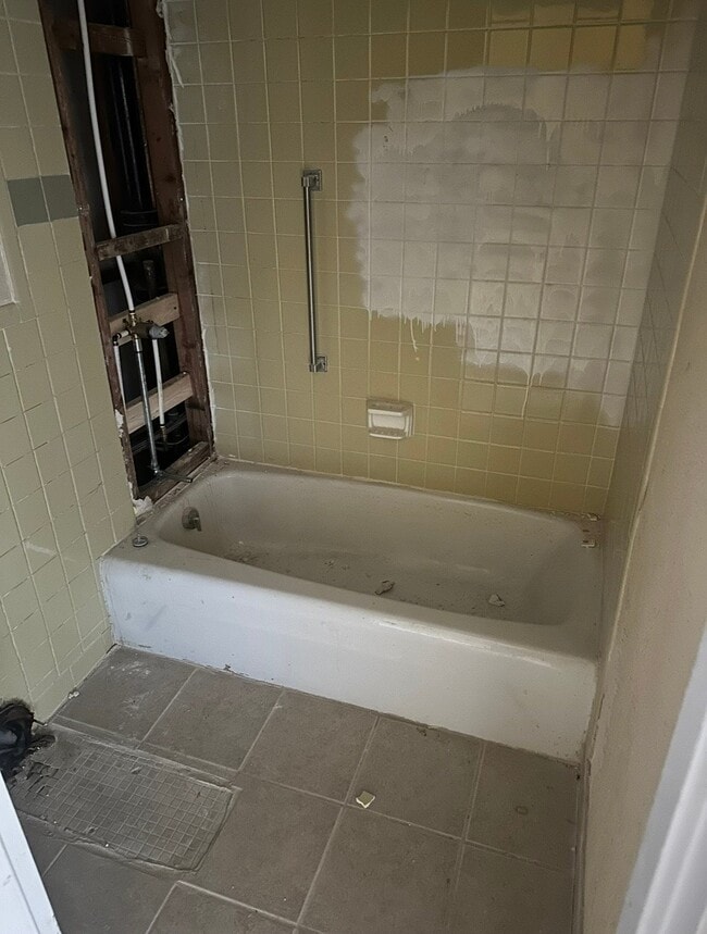 Photo - 5009 Harrison Rd