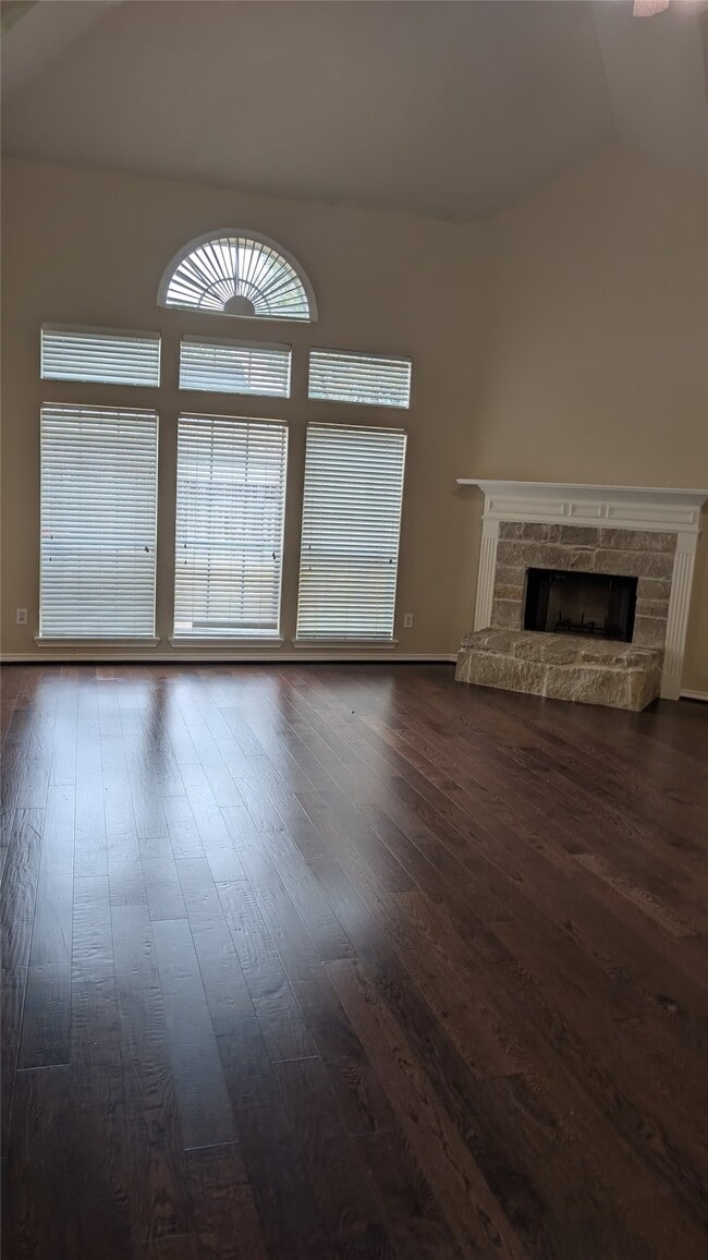 Photo - 5823 Grand Saline Dr