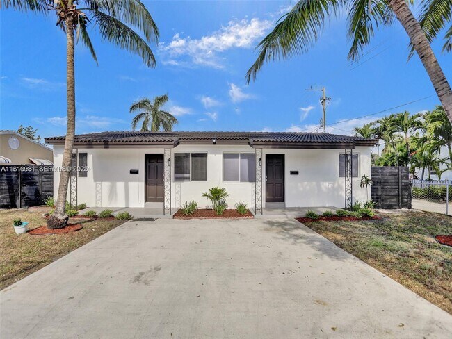 Building Photo - 708 N 20th Ave Unit 1-2