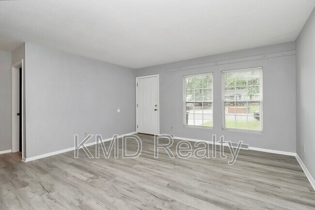 Photo - 4709 Americana Ave