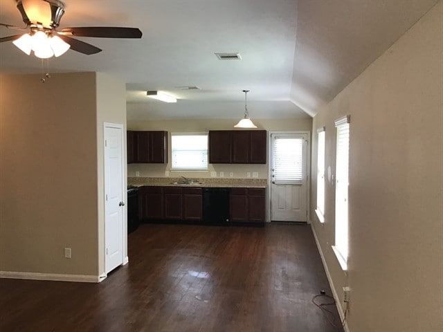 Photo - 8727 Doskocil Dr