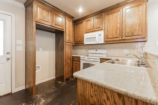 Photo - 780 Rocky Ridge Flatts