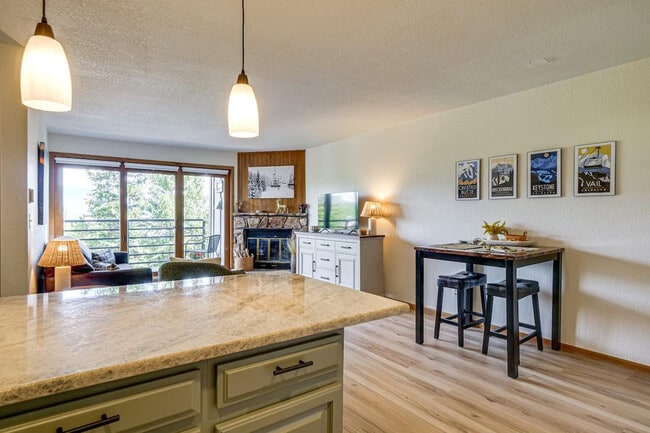 Building Photo - 89410 Ryan Gulch Rd Unit ID1385657P