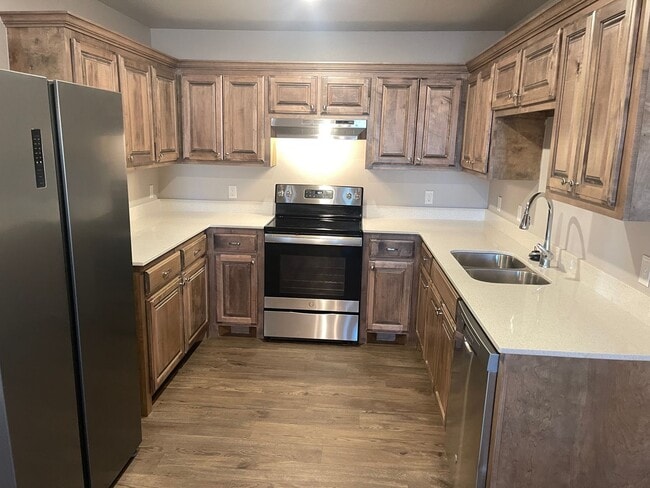 Photo - 55+ Community! 2 bedrooms, 2 full bathrooms, stainless appliances, quiet safe community for ages ...