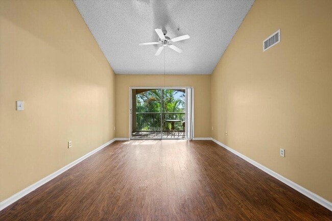 Photo - 272 Village Blvd Unit 7308
