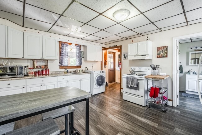 Photo - 16 Sherwin Street