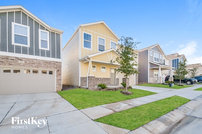 Photo - 620 Sophia Wy