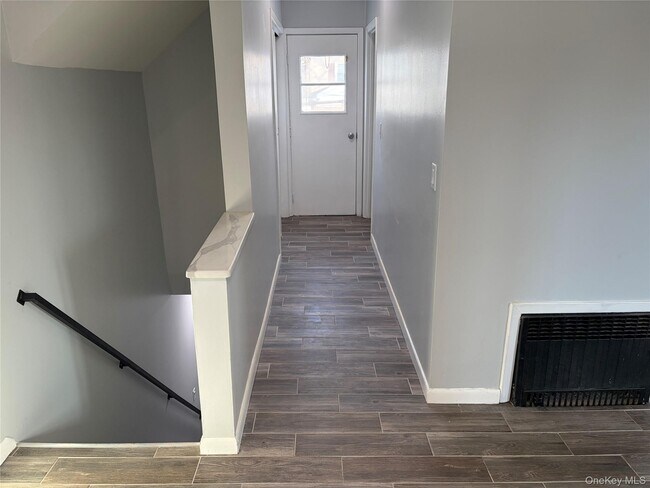 Photo - 61 Ridgewood Ave Unit 2