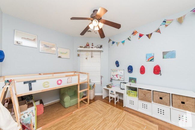 Photo - 1030 W Byron St Unidad 2W