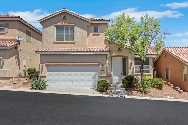 Building Photo - This beautifully updated 2-bedroom home is nestled in a gated community