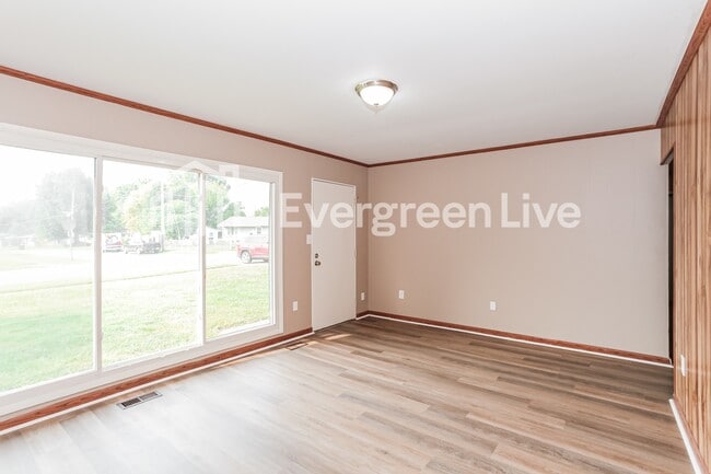 Photo - 2660 Wenning Rd