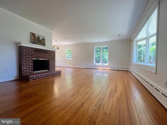 Photo - 12405 Shafer Ln