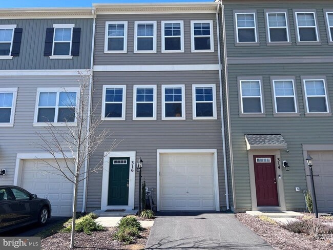 Building Photo - 316 Starry Way Dr Rental