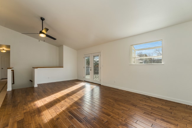 Photo - 4400 Sunridge Dr