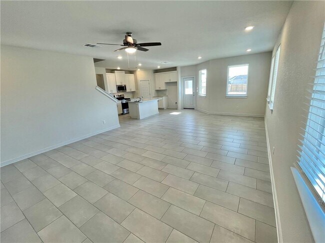 Photo - 210 Whisper Rill Dr Casa