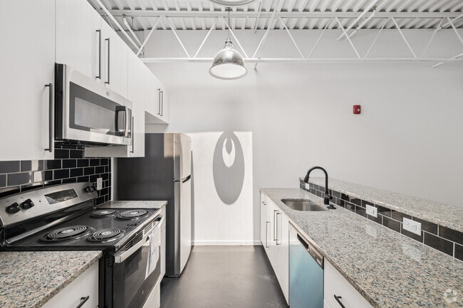 Studio - 700SF - Kitchen