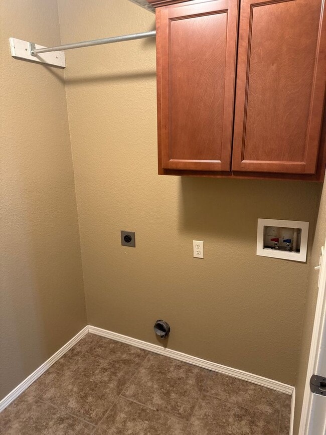 1307B-1307B Clinic Ln Unit B