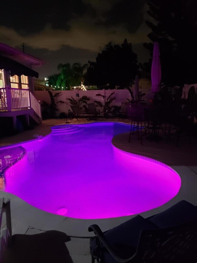 Photo - 110 S Palmway